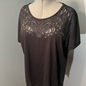 C. Wonder Black Relaxed Lace Short Sleeve Tee
